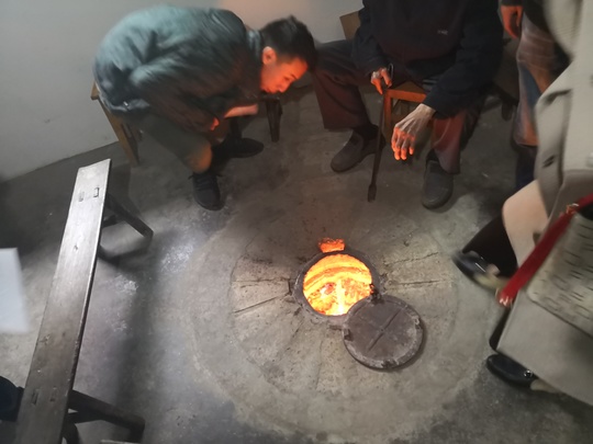 ‘星空综合’贺州中院莅临钟山法院开展认罪认罚制度专题调研(图2) 星空综合